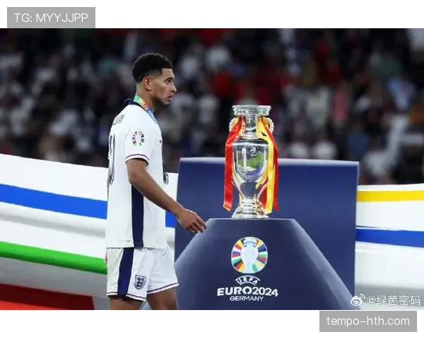 贝林厄姆防守端表现抢眼,助力球队竞争力显著提升 贝林厄姆防守端表现抢眼,助力球队竞争力显著提升